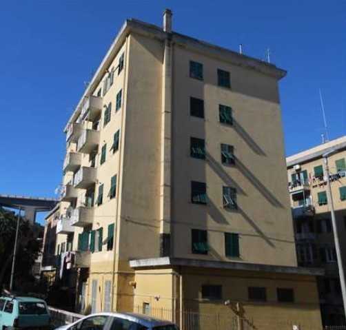 Appartamento in Vendita a Genova Passo Ponte Carrega