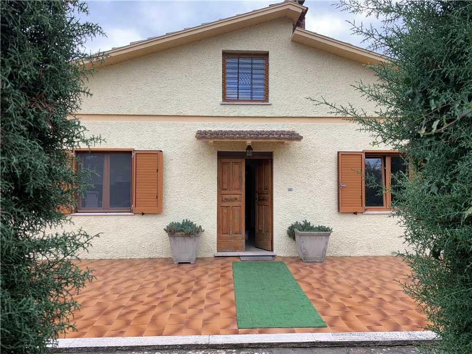 Villa in Vendita a San Venanzo Via Aschianghi, 5
