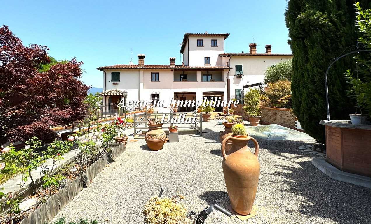 Casa indipendente in Vendita a Scarperia e San Piero Via Le Mozzete