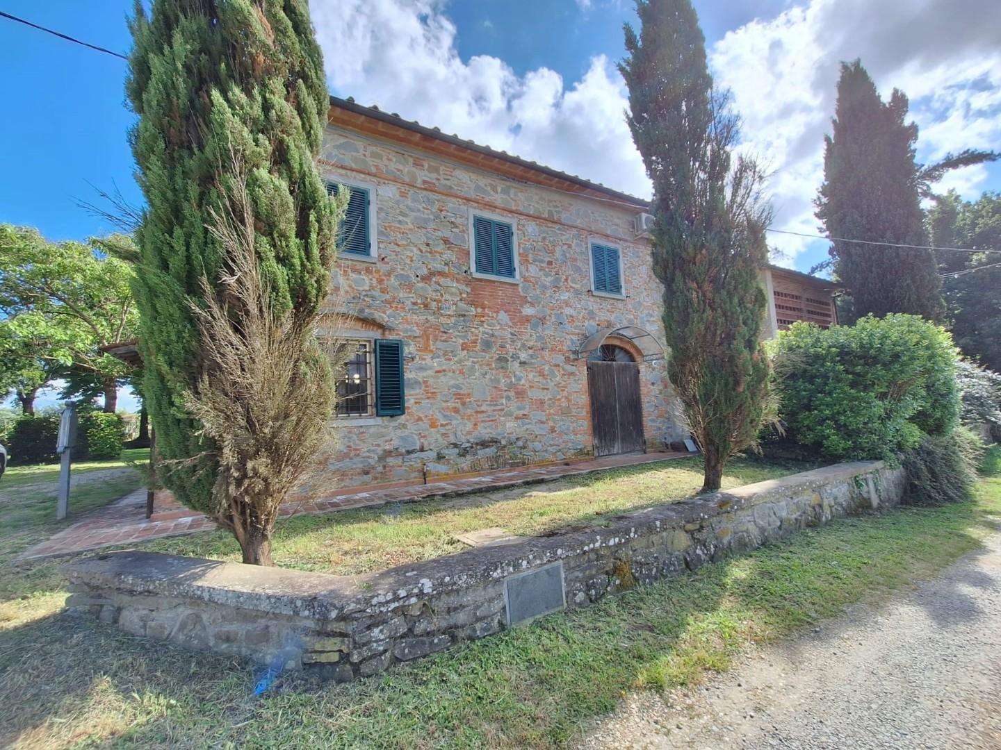 Casa Bi - Trifamiliare in Vendita a Castelfranco di Sotto Campanile PI