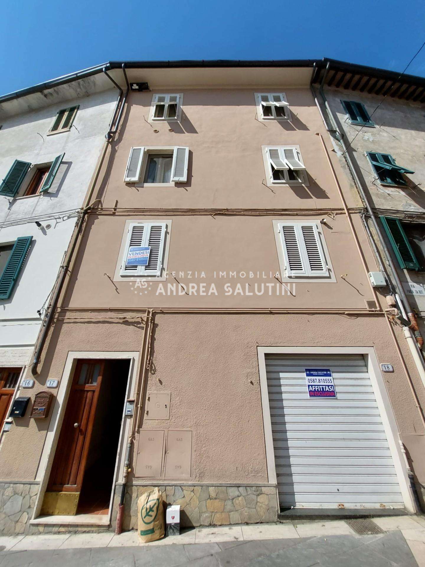 Appartamento in Vendita a Buti Piazza Giuseppe Garibaldi,