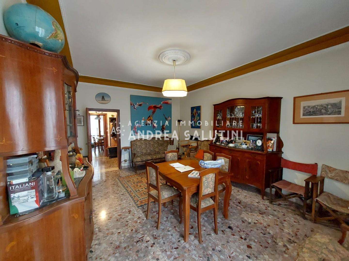 Appartamento in Vendita a Pontedera Via Giuseppe Giusti,