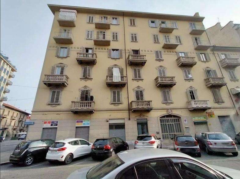 Appartamento in Vendita a Torino C.so Giulio Cesare,
