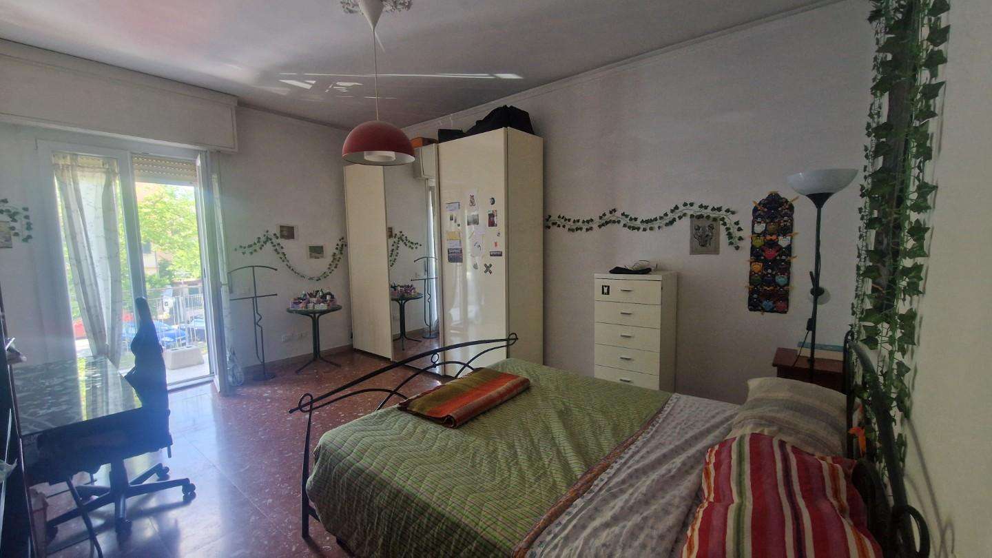 Appartamento in Affitto a Pisa Via Savona,