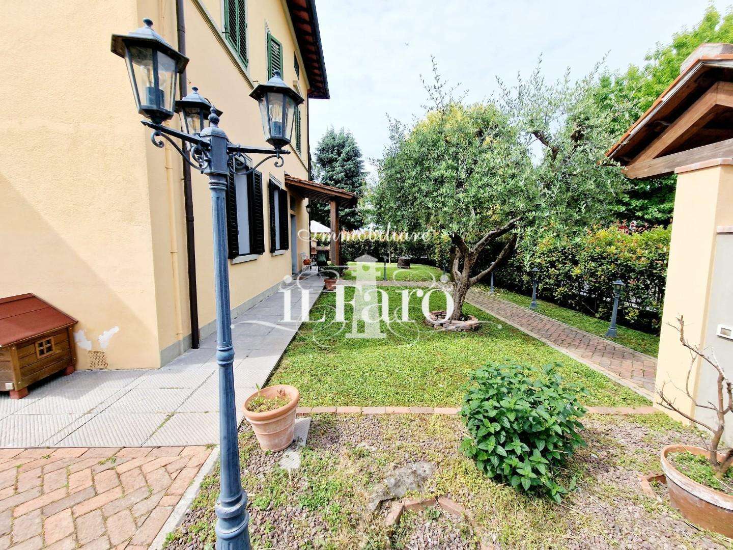 Appartamento in Vendita a Campi Bisenzio Via Ugo Foscolo, 50013