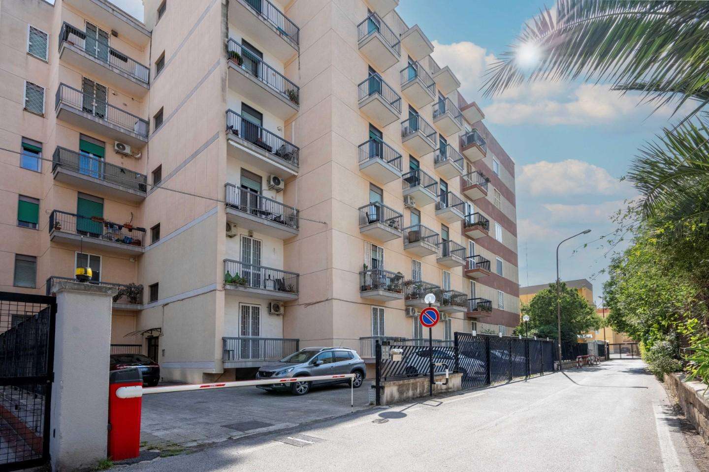 Appartamento in Vendita a Bari Corso Alcide de Gasperi, 415