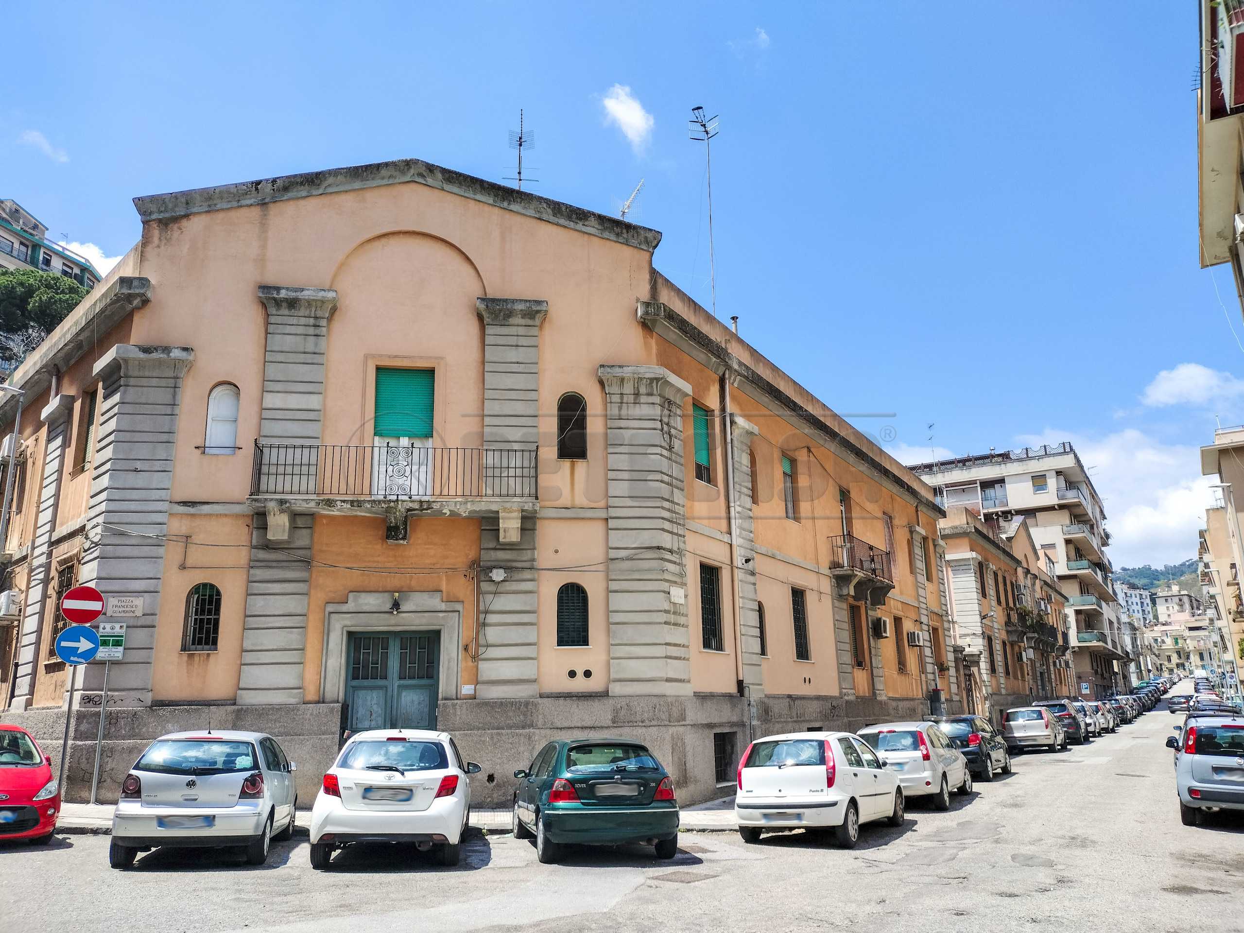 Appartamento in Vendita a Messina Via Francesco Todaro