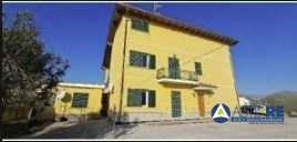 Casa indipendente in Vendita a Civitella di Romagna Civitella di Romagna