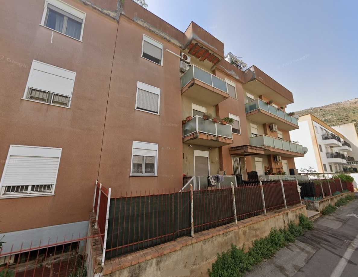 Appartamento in Vendita a Palermo via costantino