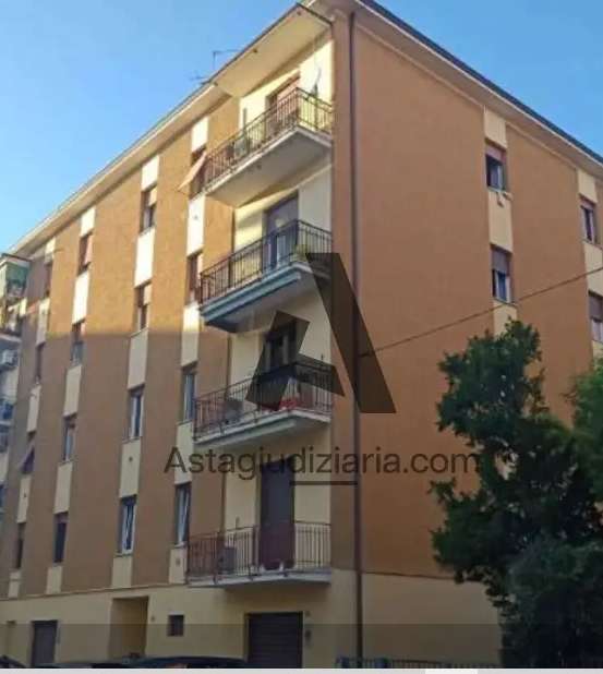 Appartamento in Vendita a Modena Via Antonio Meucci, 32