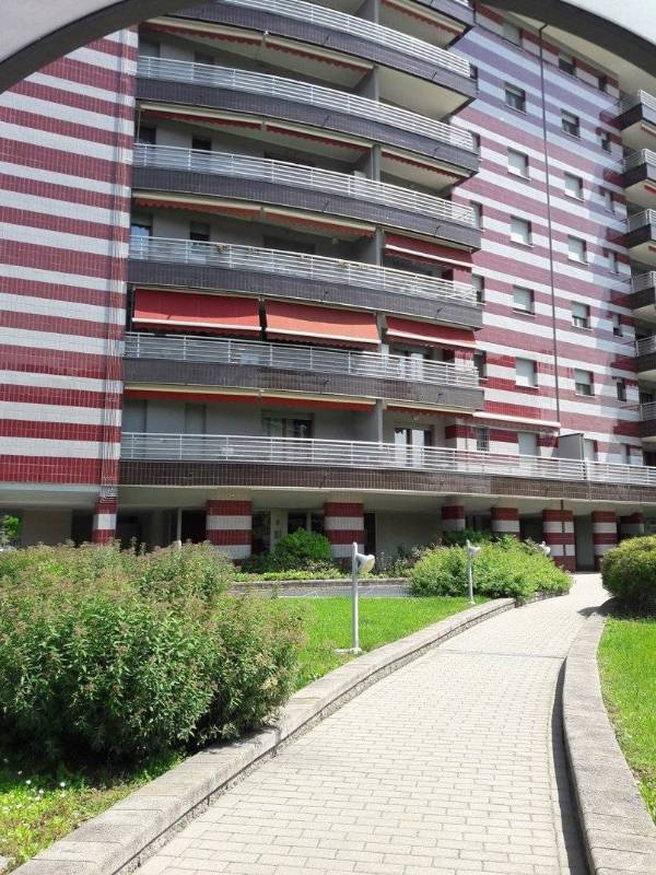 Appartamento in Vendita a Milano Via Vincenzo da Seregno, 44, 20161 Milano