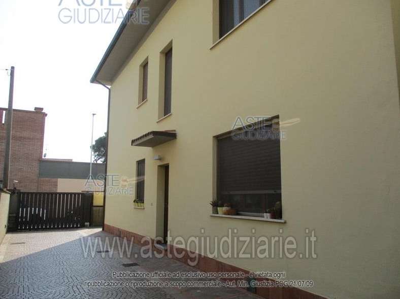 Appartamento in Vendita a Pieve a Nievole Via Umbria, 7