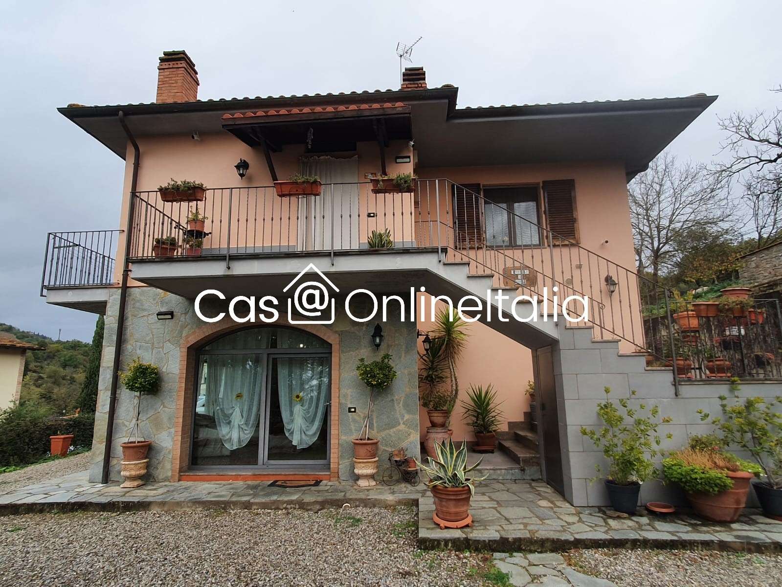 Villa in Vendita a Gaiole in Chianti via Guglielmo Marconi 10, Gaiole in chianti, Siena