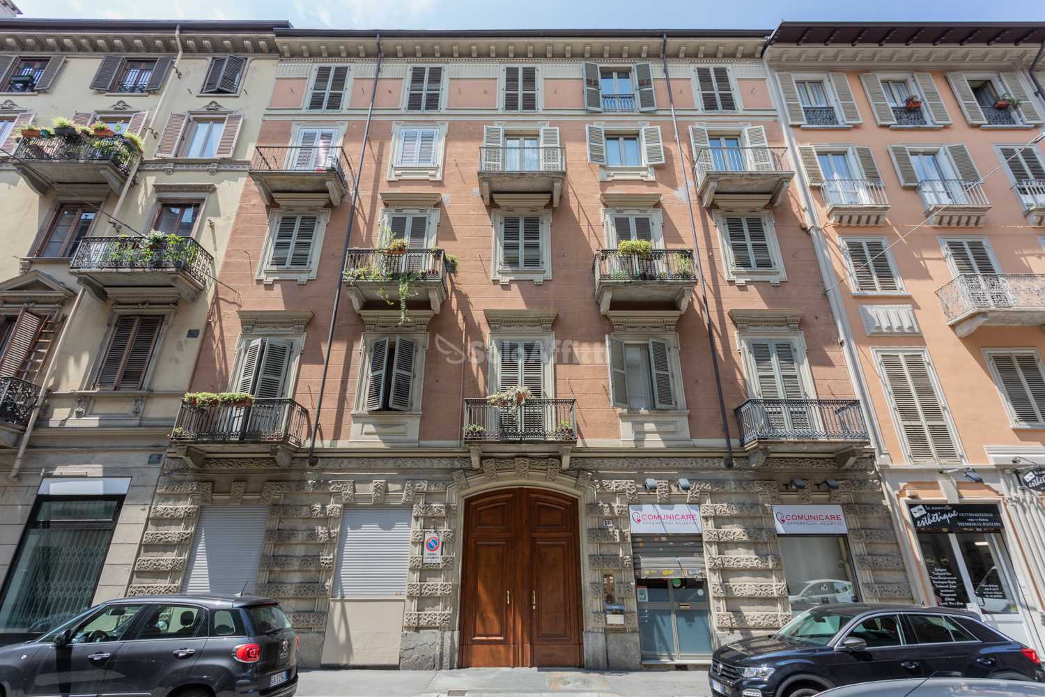 Appartamento in Affitto a Torino Via Massena