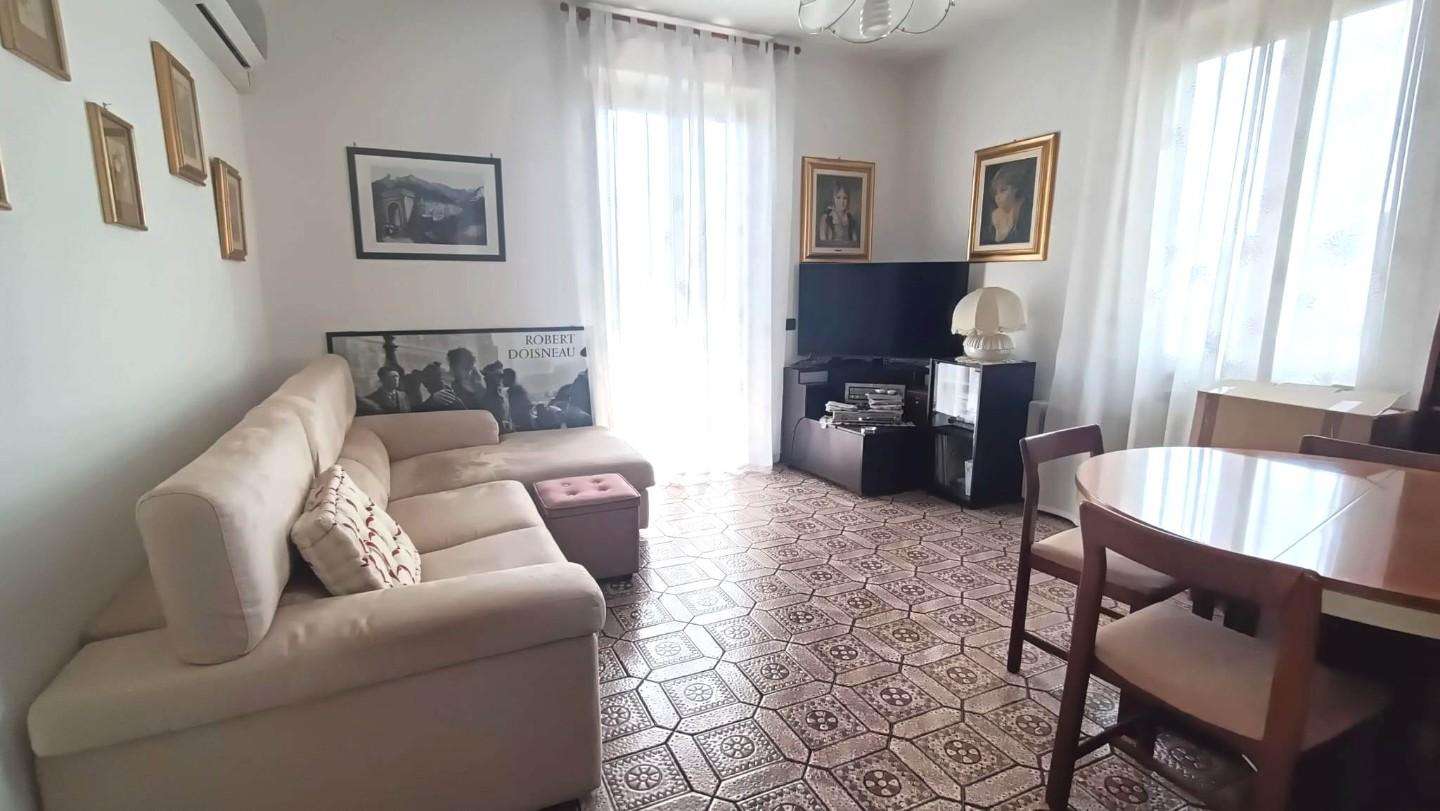 Appartamento in Vendita a Ameglia Via Pisanello, 27