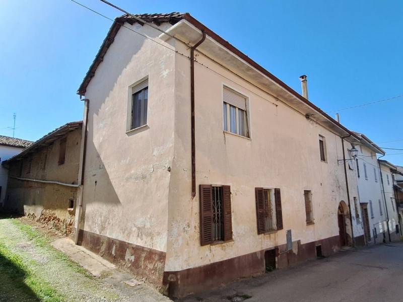 Casa indipendente in Vendita a Castagnole Monferrato