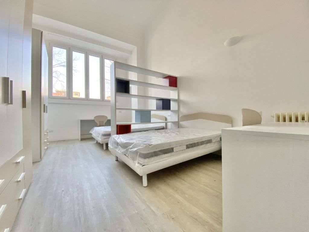 Appartamento in Affitto a Milano P.ta Genova/ Romolo/ Solari