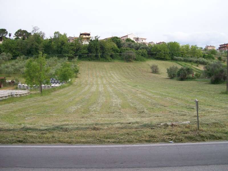 Terreno edificabile in Vendita a Rosciano Villa Badessa