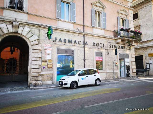 Locale commerciale in Vendita a Ascoli Piceno CENTRO STORICO