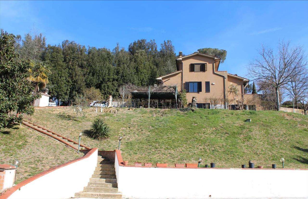 Villa in Vendita a Sovicille Carpineto