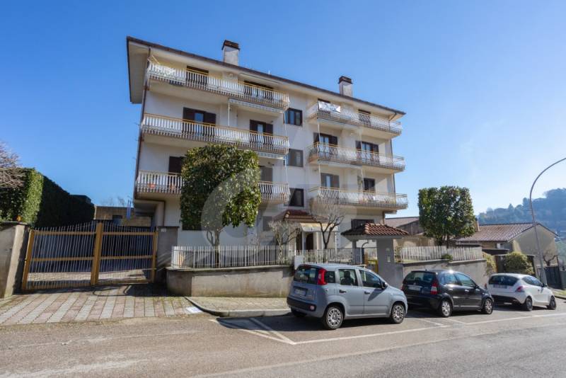 Appartamento in Vendita a San Giorgio del Sannio Via Francesco De Sanctis