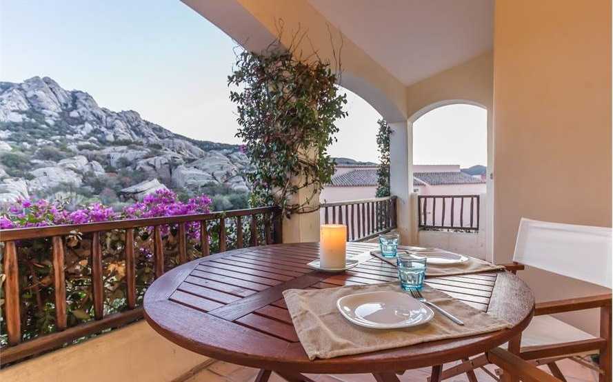 Appartamento in Affitto a Arzachena monti di Capri