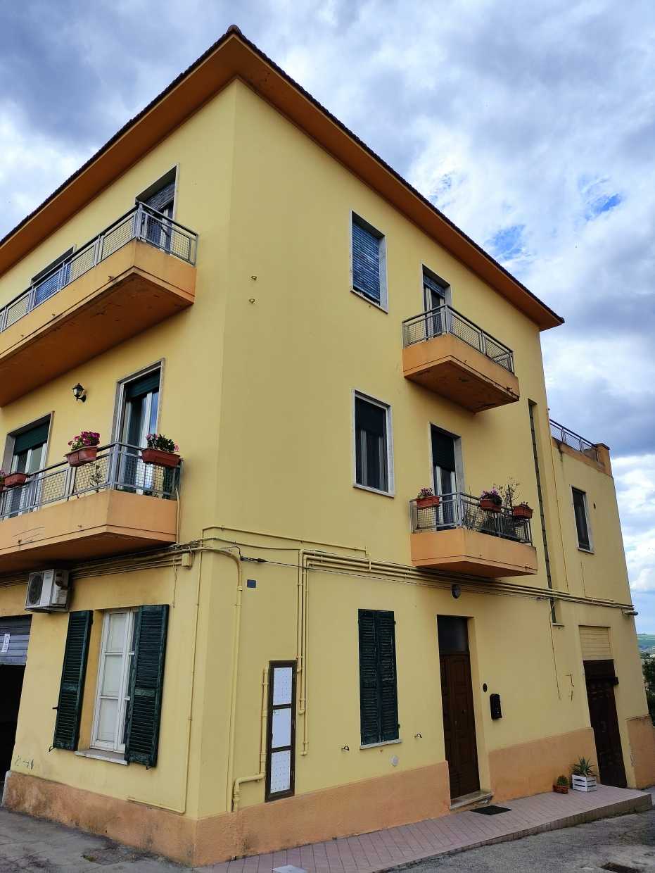 Appartamento in Vendita a Rosciano Via Chieti