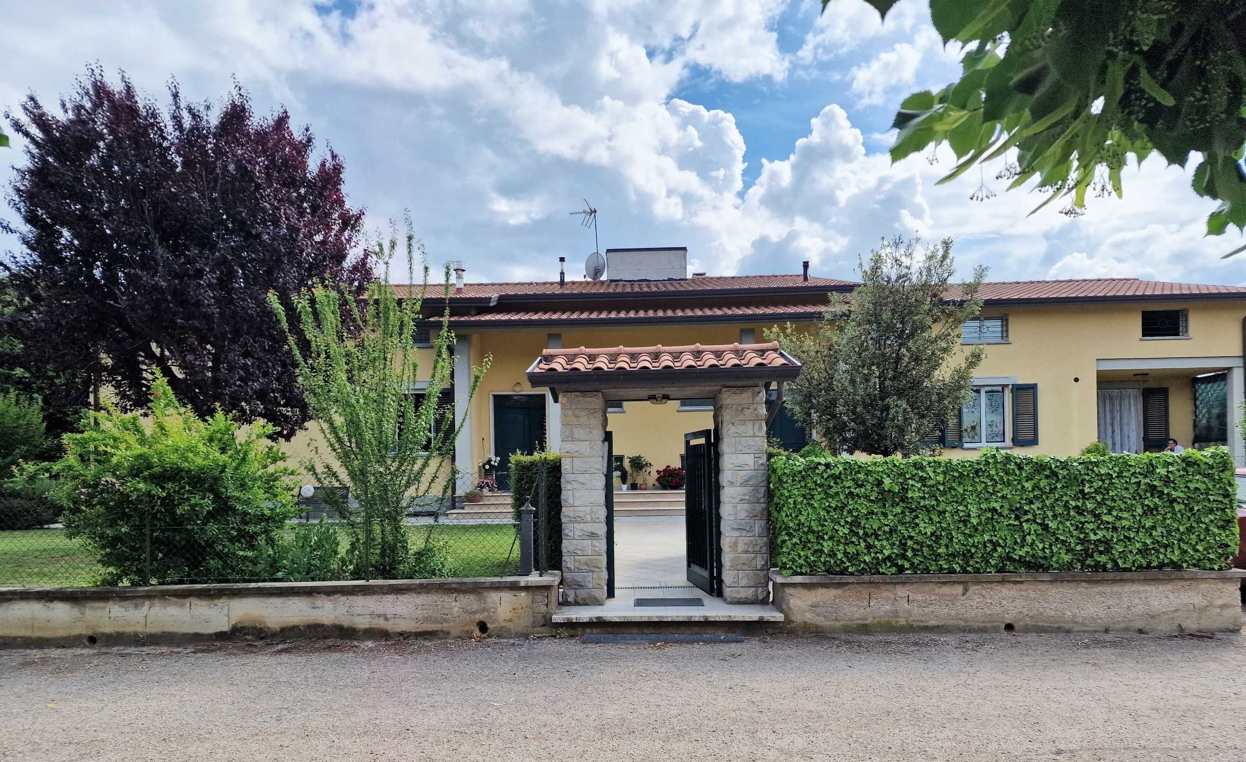 Casa indipendente in Vendita a Perugia Strada Butinale Ventia