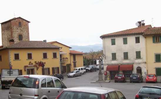 Negozio in Affitto a Scarperia e San Piero Via Provinciale
