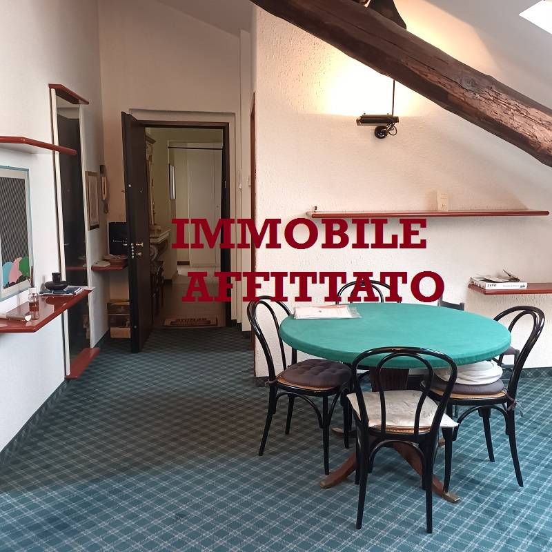 Appartamento in Affitto a Milano Via Pellegrino Rossi, 84