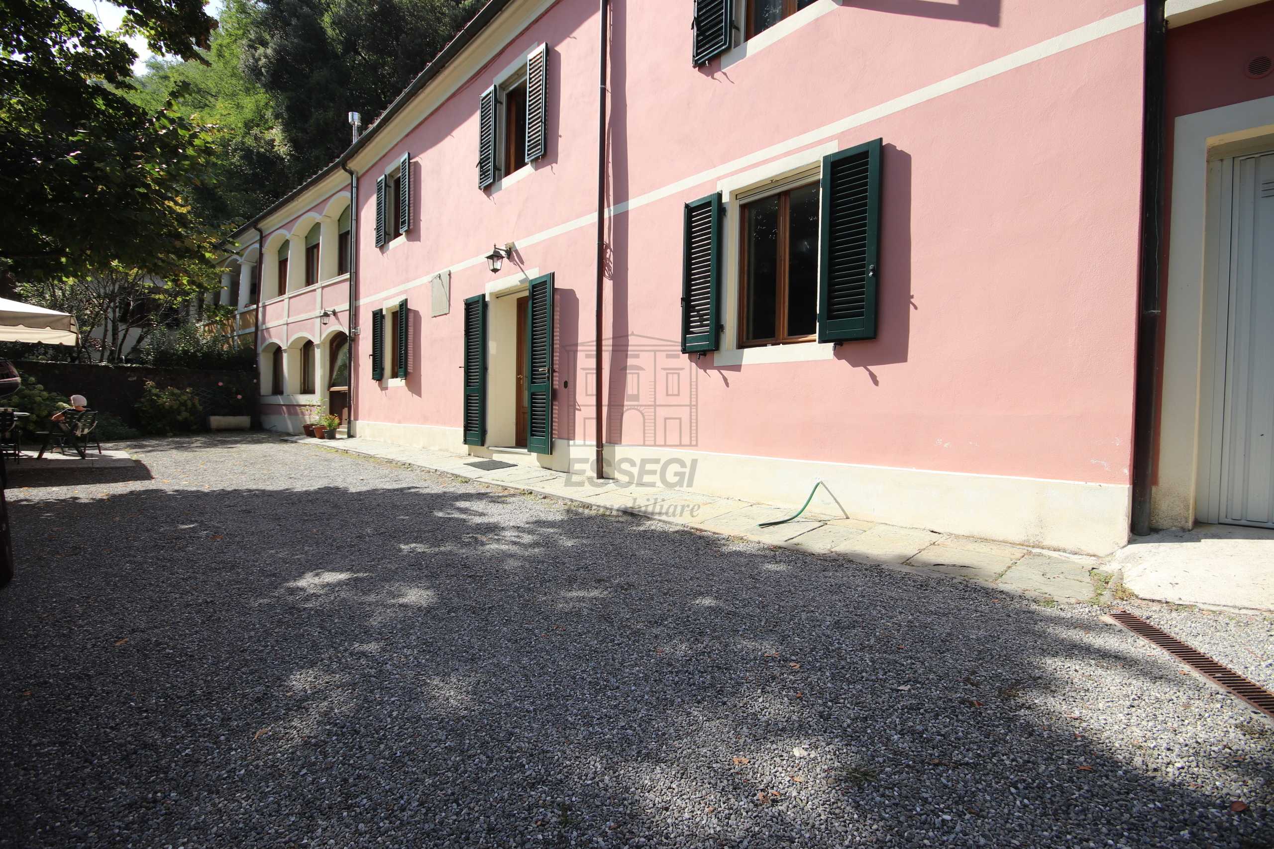 Casa indipendente in Vendita a Bagni di Lucca Viale Roma