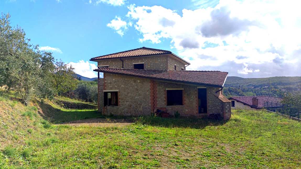Casa indipendente in Vendita a Montecchio Via Pagliericci